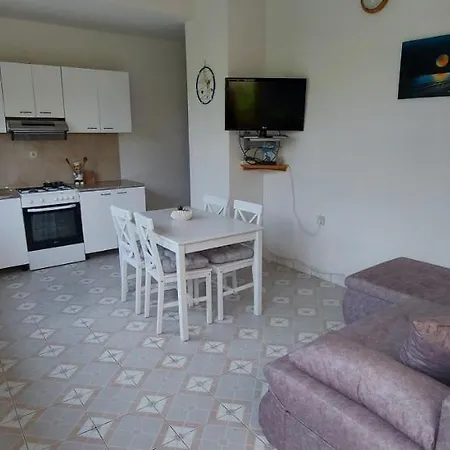 Apartment Matrdic Rab Town
